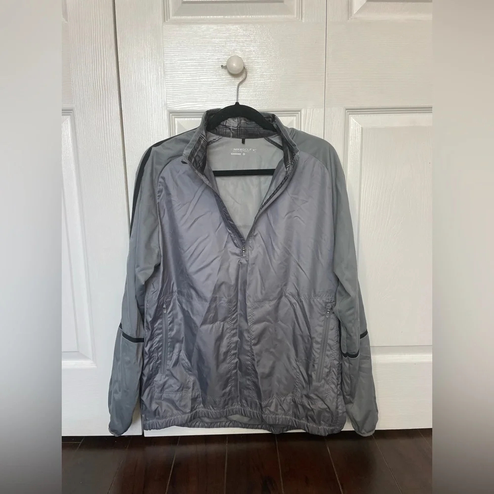 Men’s Nike Golf windbreaker - Picture 3 of 9